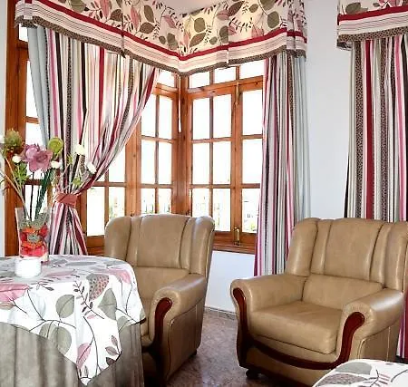 Jose Cruz Hotel 3*